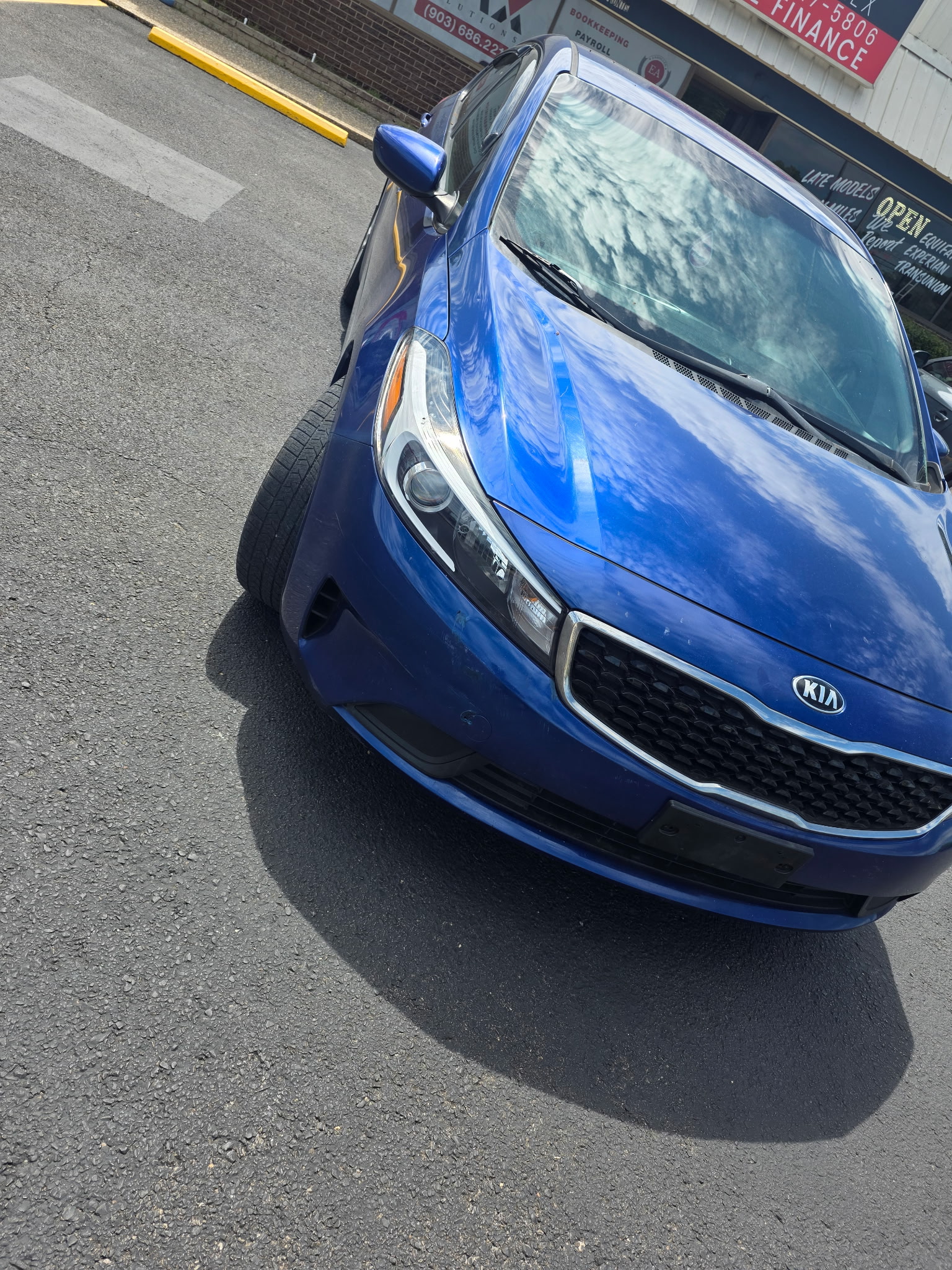 2017 Kia Forte LX photo 4