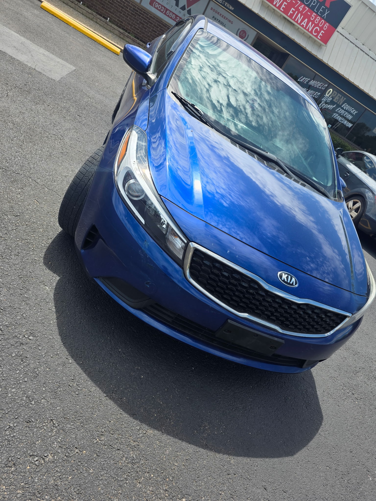 2017 Kia Forte LX photo 5