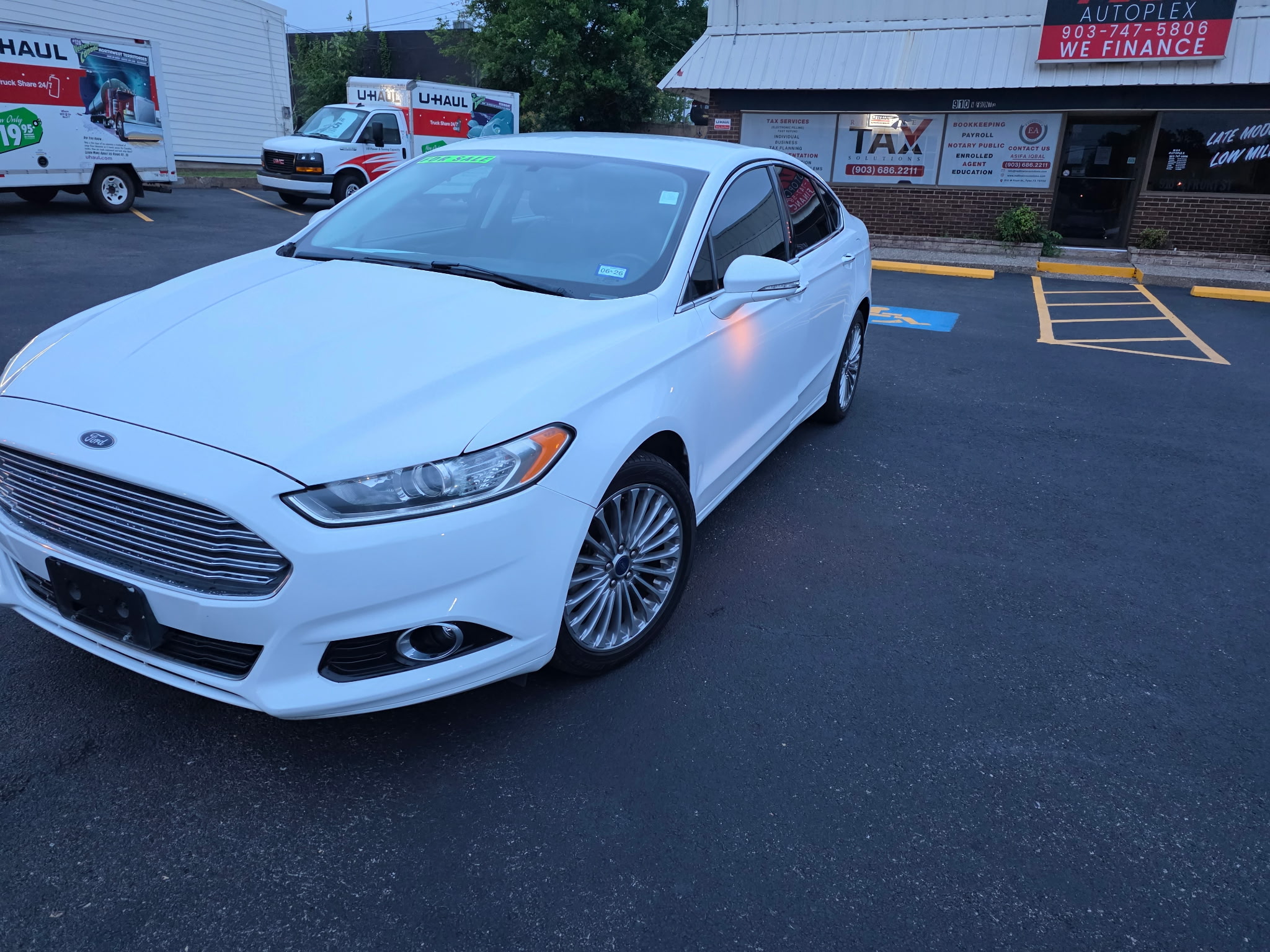 2014 Ford Fusion photo 4